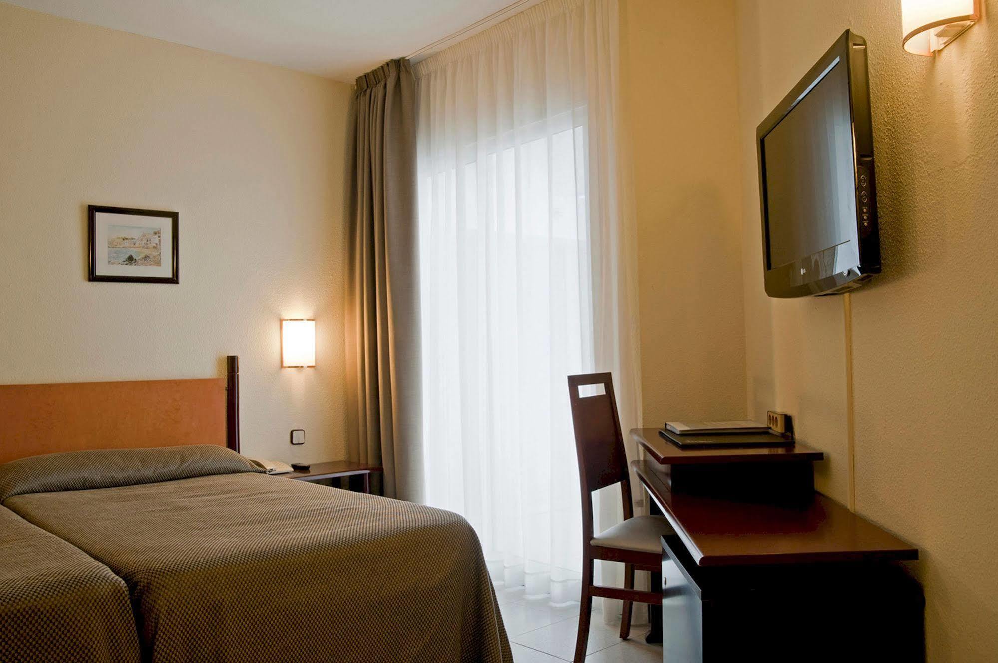 Hotel Bernat Ii 4*sup 4*