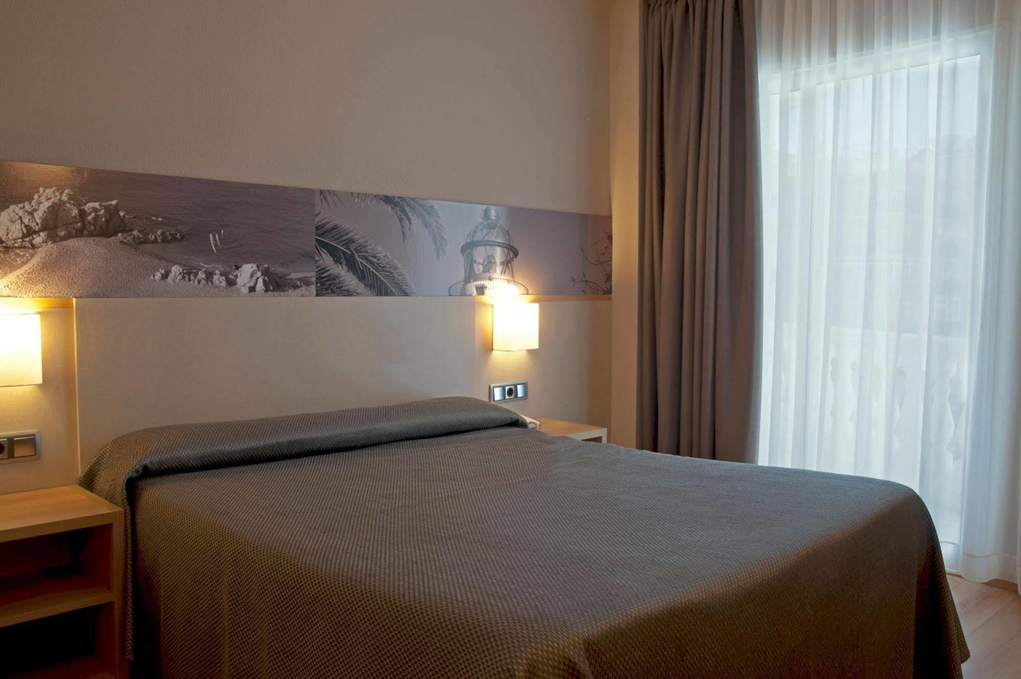 Hotel Bernat Ii 4*sup Calella